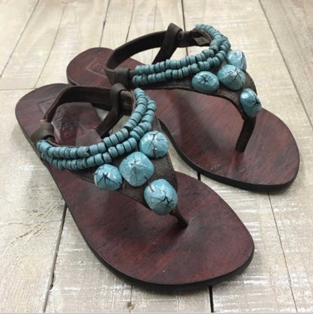 Mystique Boutique Embelished Thong Sandals Leather Turquoise Stones 3096